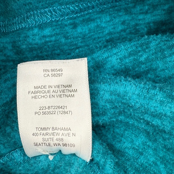 Tommy Bahama Green 3/4 zip - Picture 5 of 8